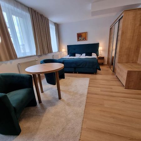 Hotel Tilia Pezinok Luaran gambar