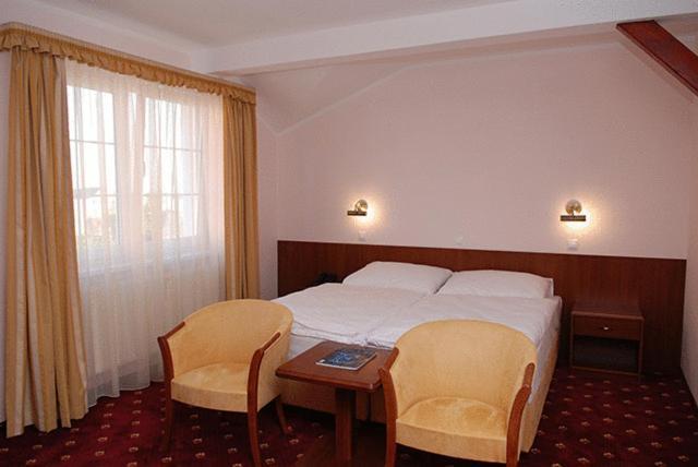 Hotel Tilia Pezinok Luaran gambar
